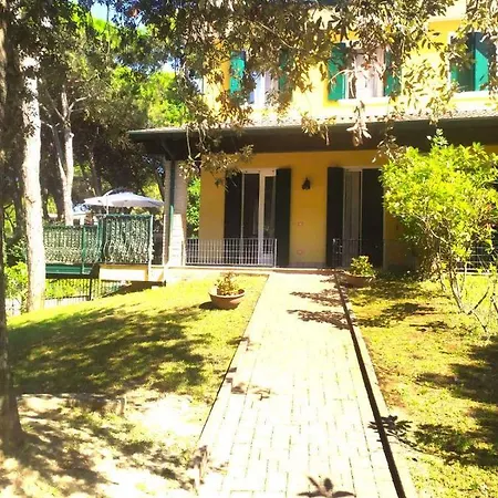 Homes In 24977